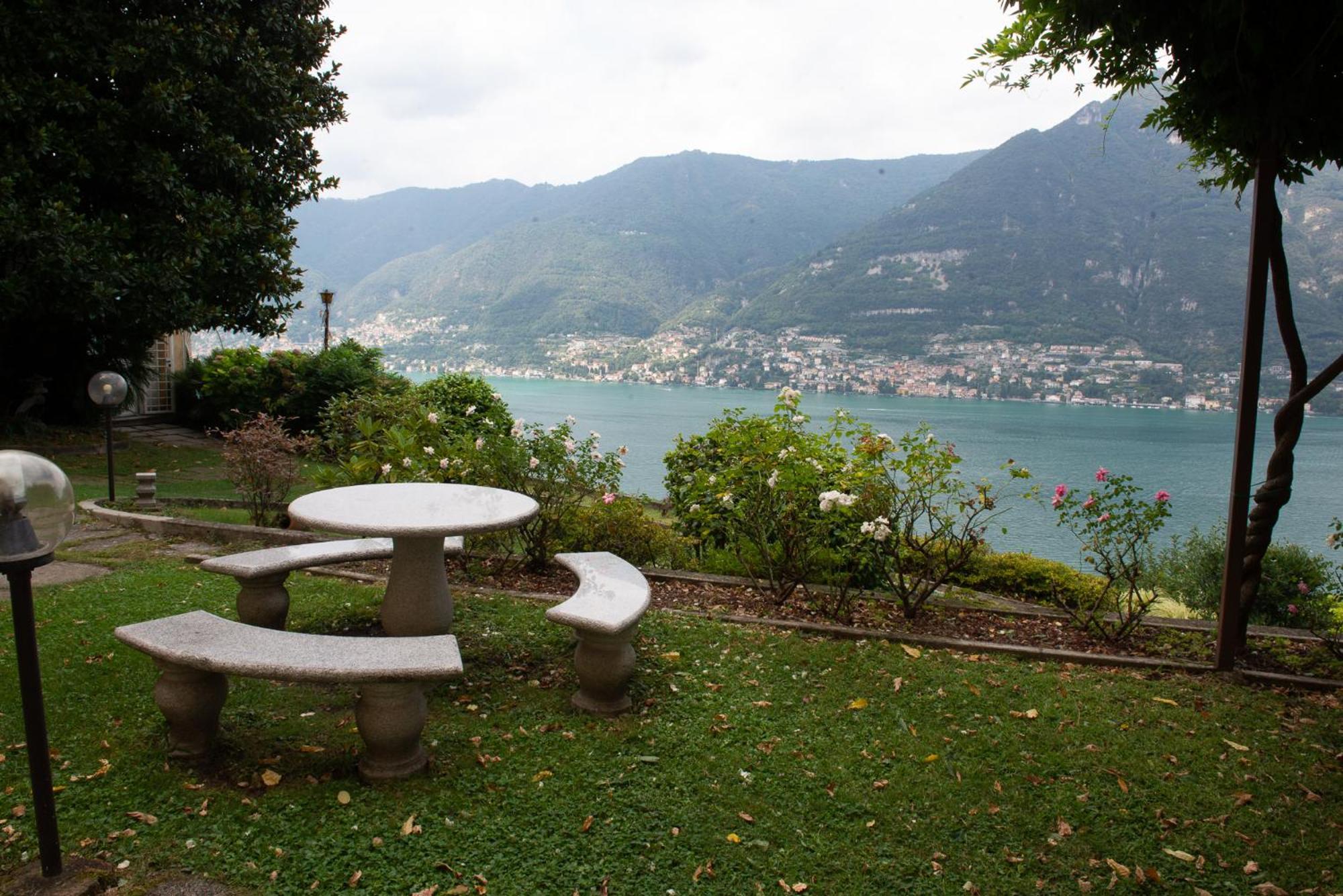 Appartamento "Bella Vista" Sul Lago Di Como Faggeto Lario Екстериор снимка